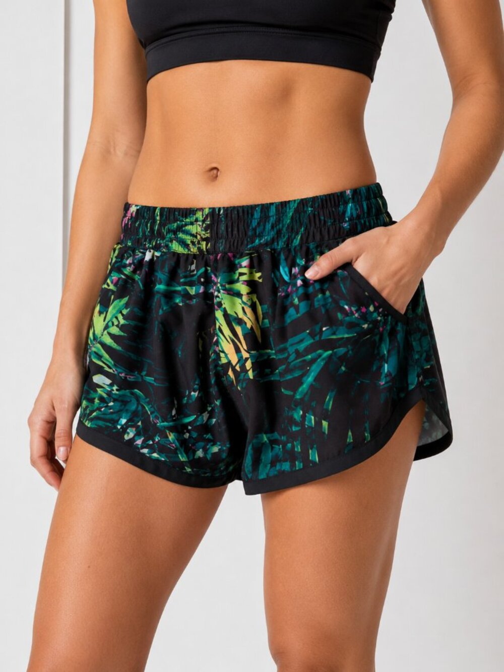 GapFit Black Tropical Print Running Shorts Women's Large L Lined Athletic